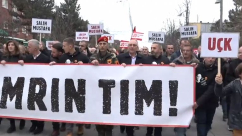 Protestë kundër Albin Kurtit në Kosovë! Ish-luftëtarët e UÇK-së: Kryeministër, mos na e shkel gjakun